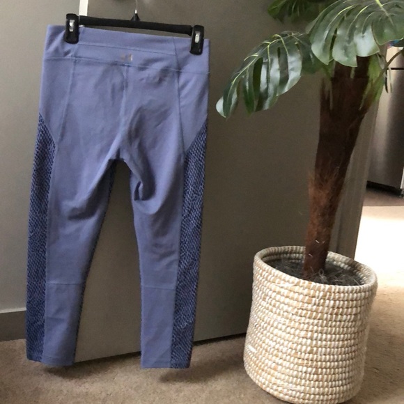Under Armour Leggings - Picture 2 of 3